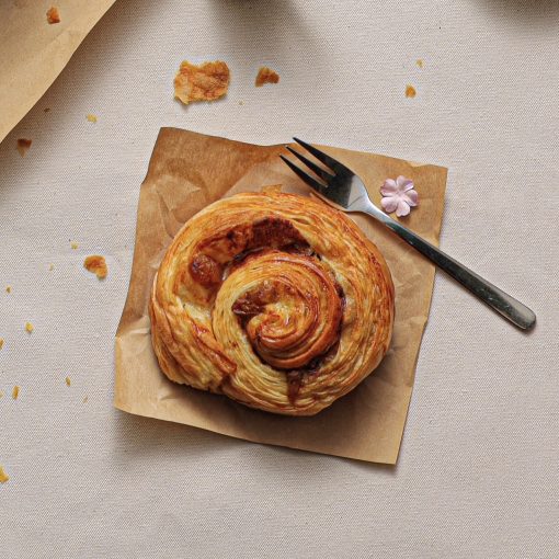 Cinnamon Roll (Bánh Nho Cuộn)